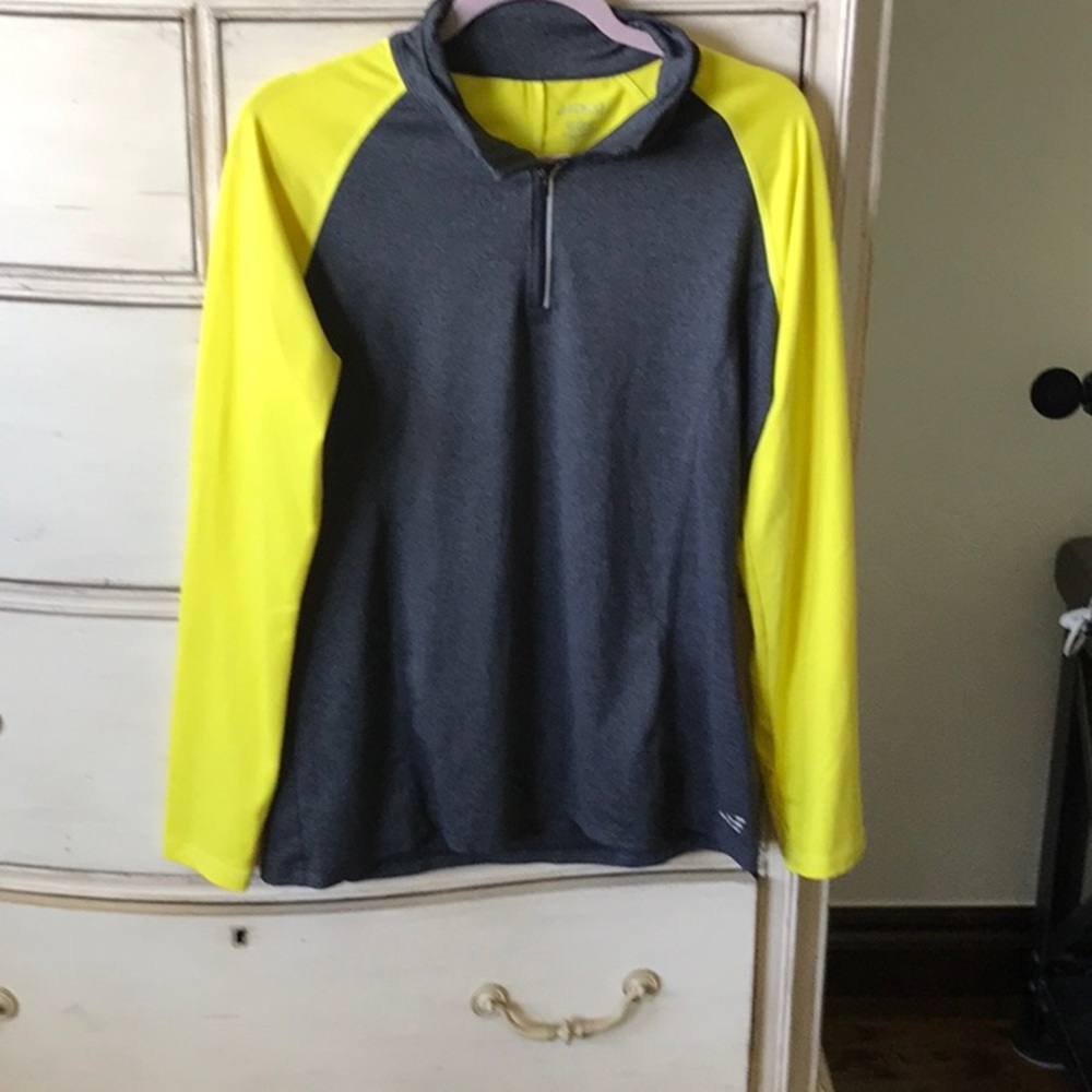 BCG fitted 1/4 zip up shirt